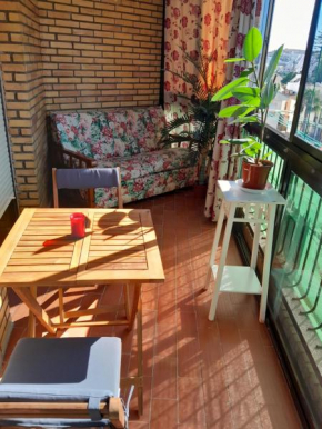 Double Bedroom in Shared apartment with balcony and parking